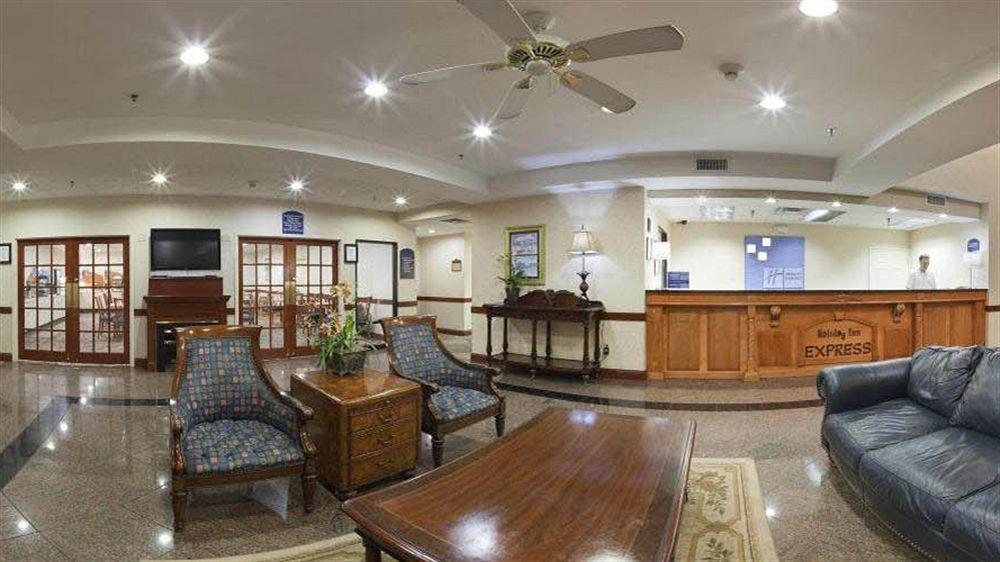 Savannah Gateway Hotel & Suites Georgetown Bagian luar foto