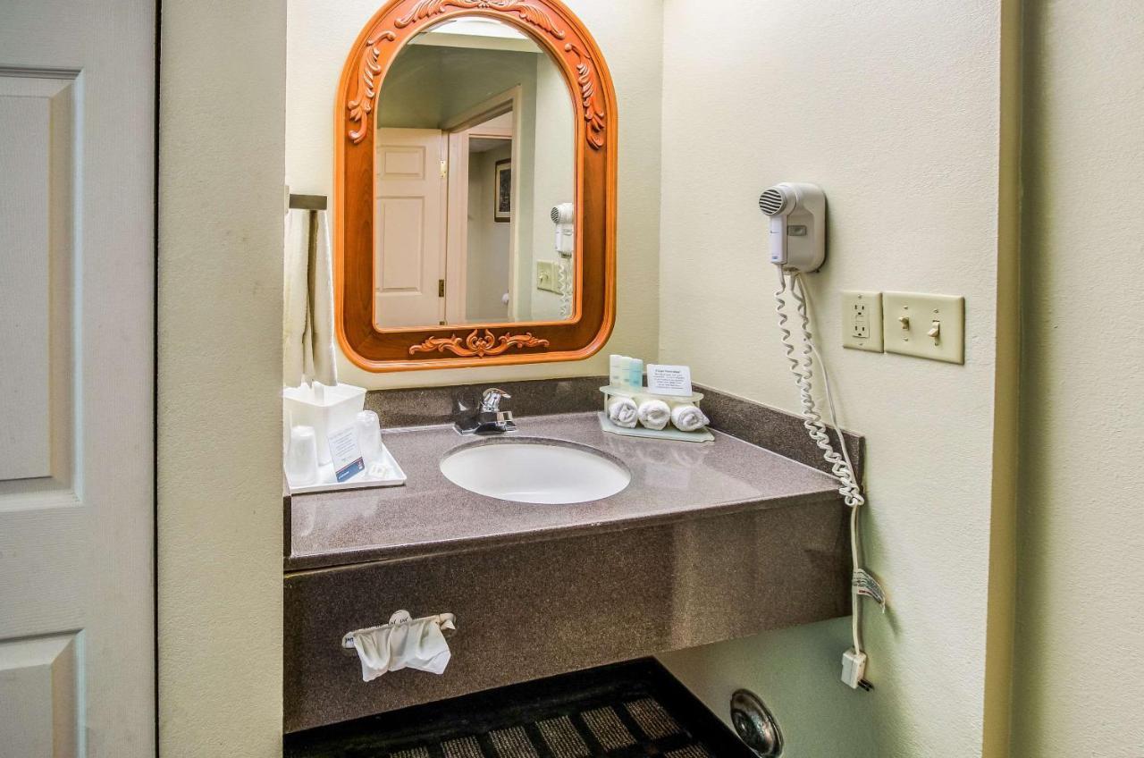 Savannah Gateway Hotel & Suites Georgetown Bagian luar foto