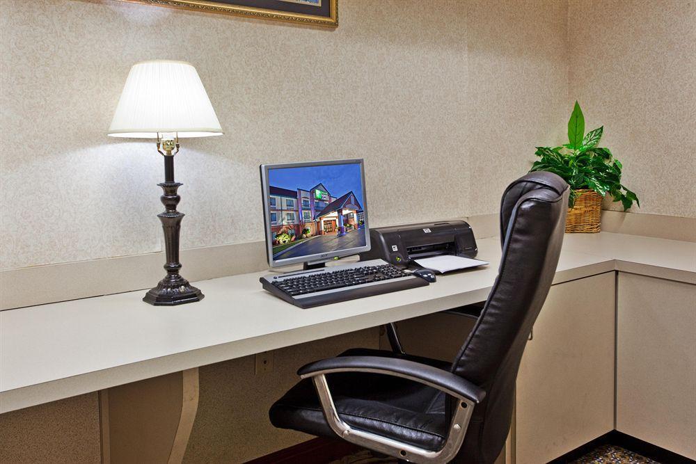 Savannah Gateway Hotel & Suites Georgetown Fasilitas foto